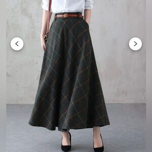 High-Waist Dark Green Plaid A-Line Maxi Skirt, US size 8